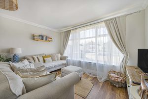 Living Room- click for photo gallery